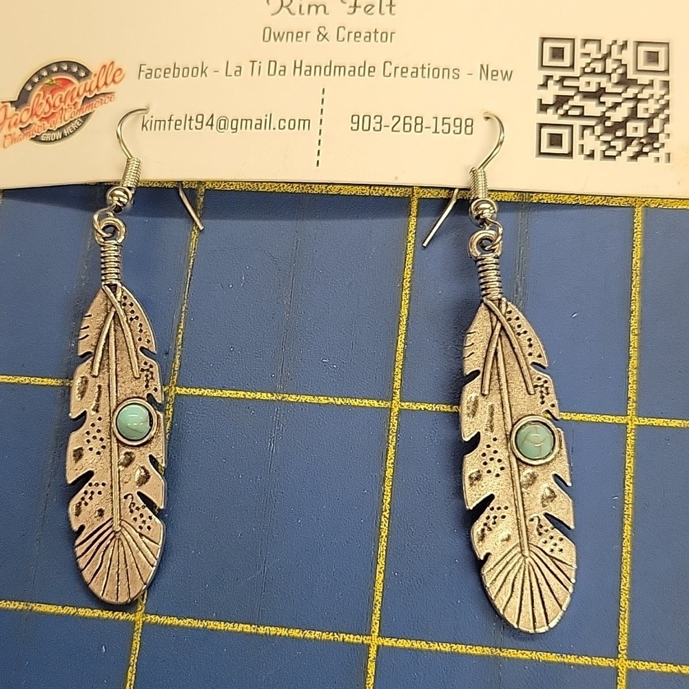 Silver Tone Turquoise Faux Feather 1.5" Dangle Earrings